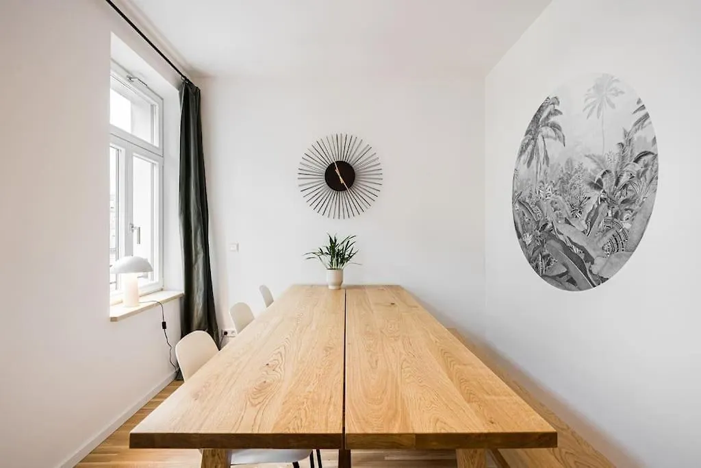 Apartment Stylisches Zentrales City-Apartment Mit 2 Balkonen Leipzig