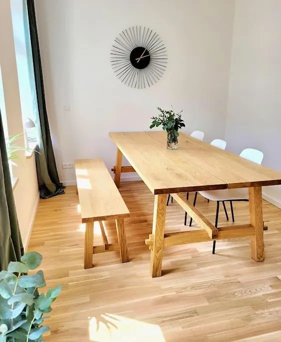 Stylisches Zentrales City-Apartment Mit 2 Balkonen Leipzig 0*,
